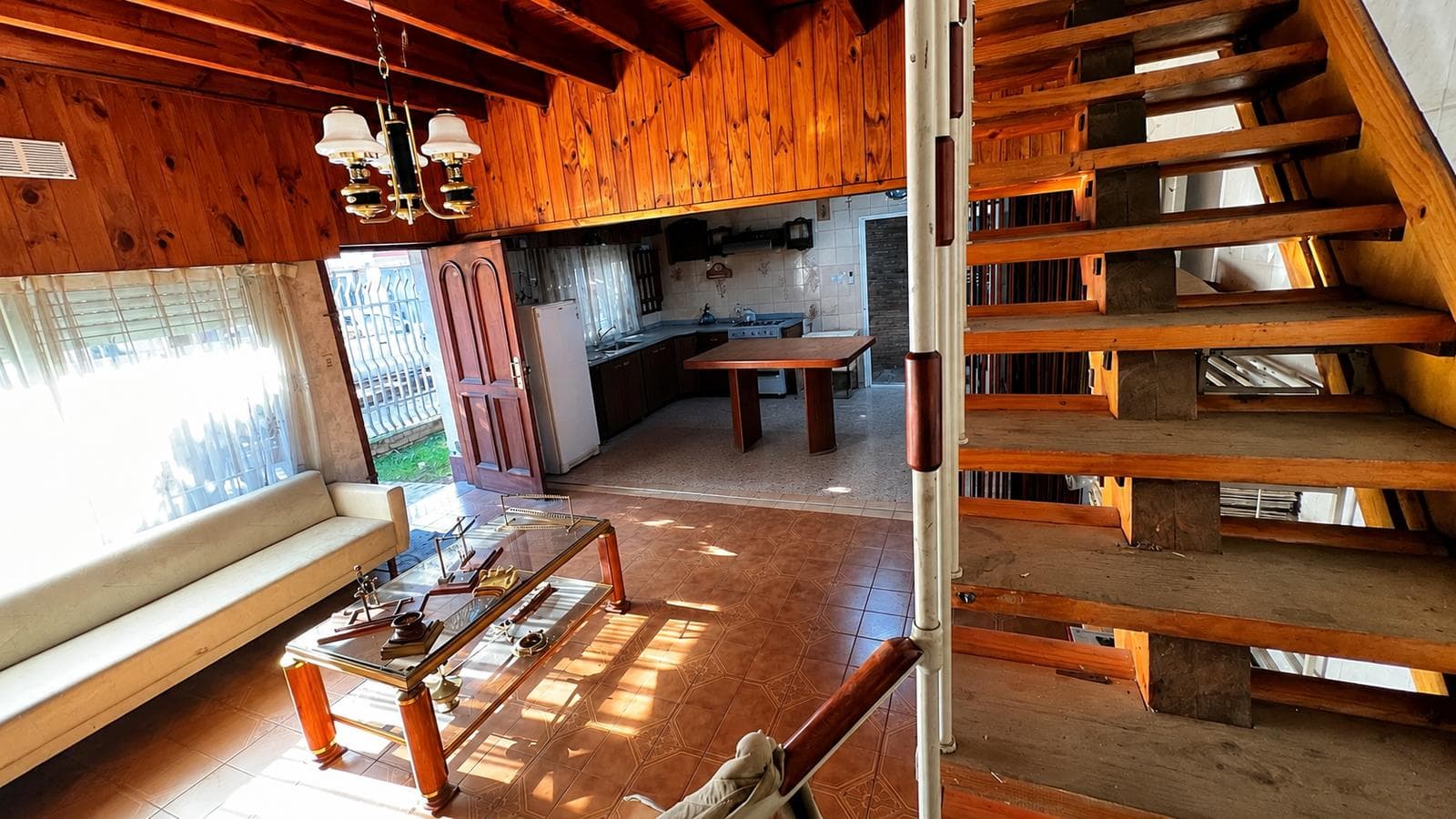 CASA LOTE PROPIO 4 AMBIENTES PARQUE COCHERAS VILLA LUZURIAGA