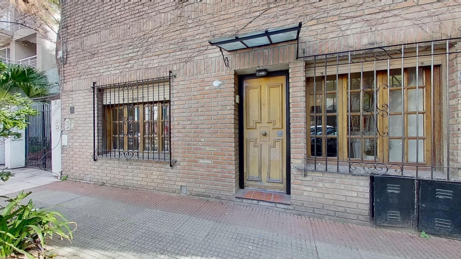 Venta Ph al frente Belgrano Chico 5 ambientes patio y terraza sin expensas