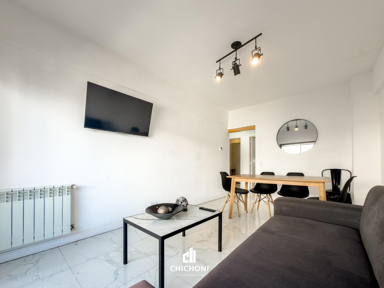 24-Month Lease - 2-Room Apartment - Terminal Vieja Area