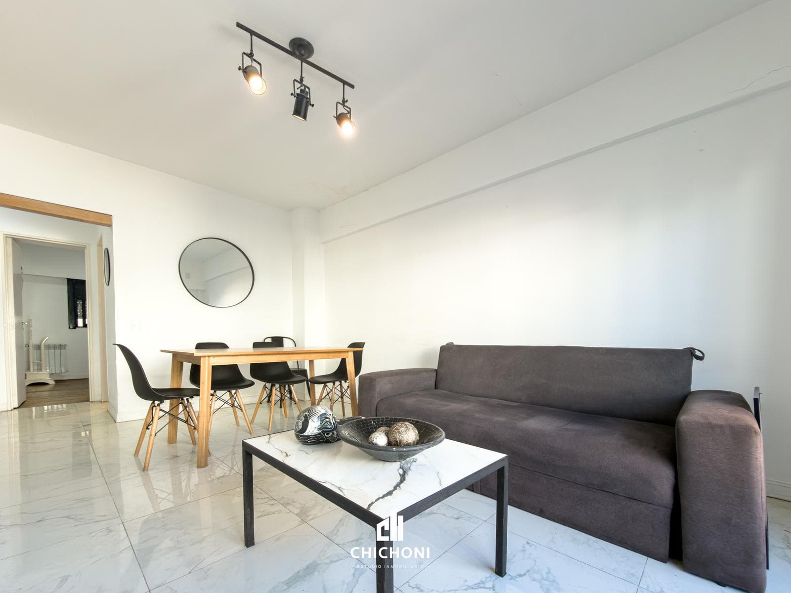 24-Month Lease - 2-Room Apartment - Terminal Vieja Area