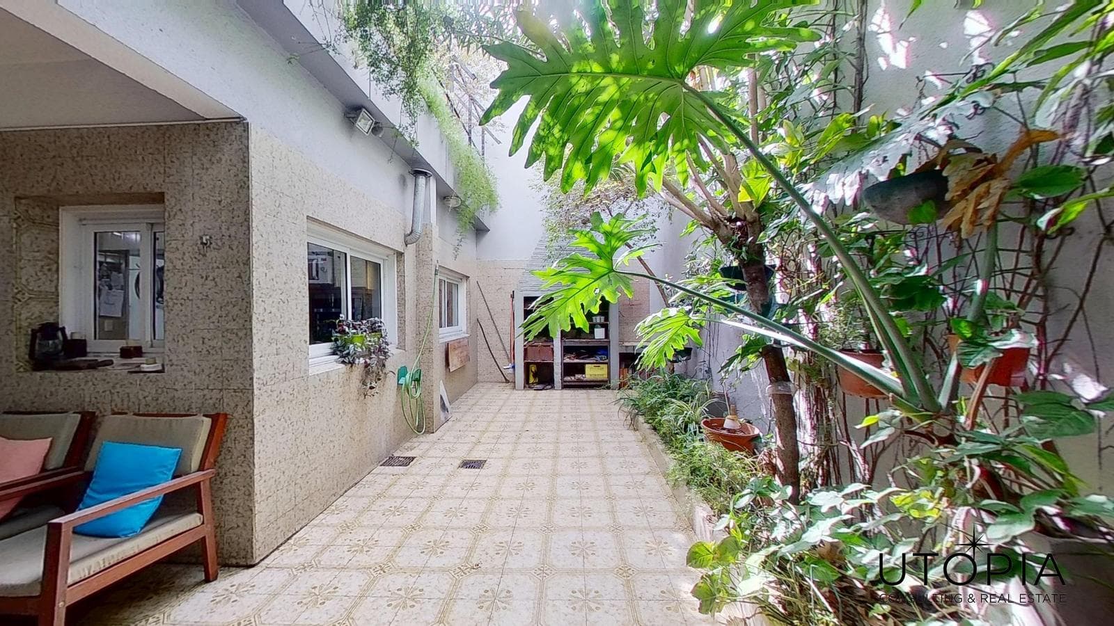 4-Room House for Sale in Parque Chas