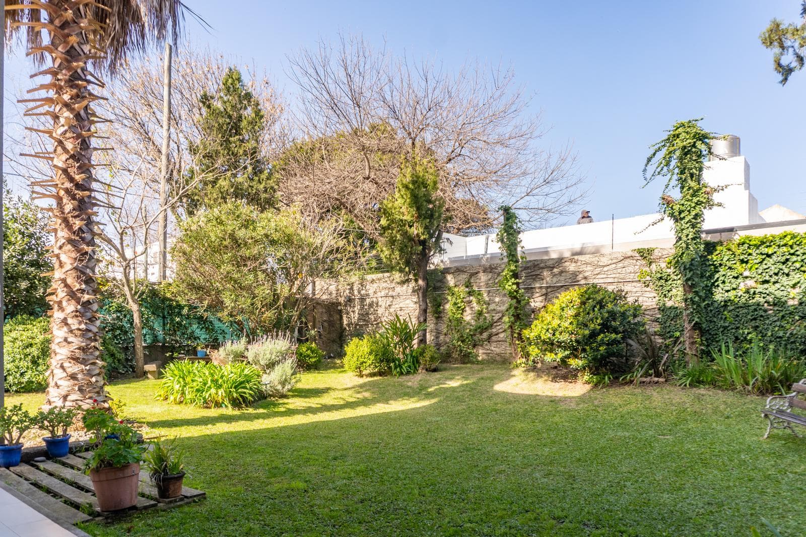 DUPLEX APARTMENT FOR SALE IN BECCAR CENTRAL, SAN ISIDRO