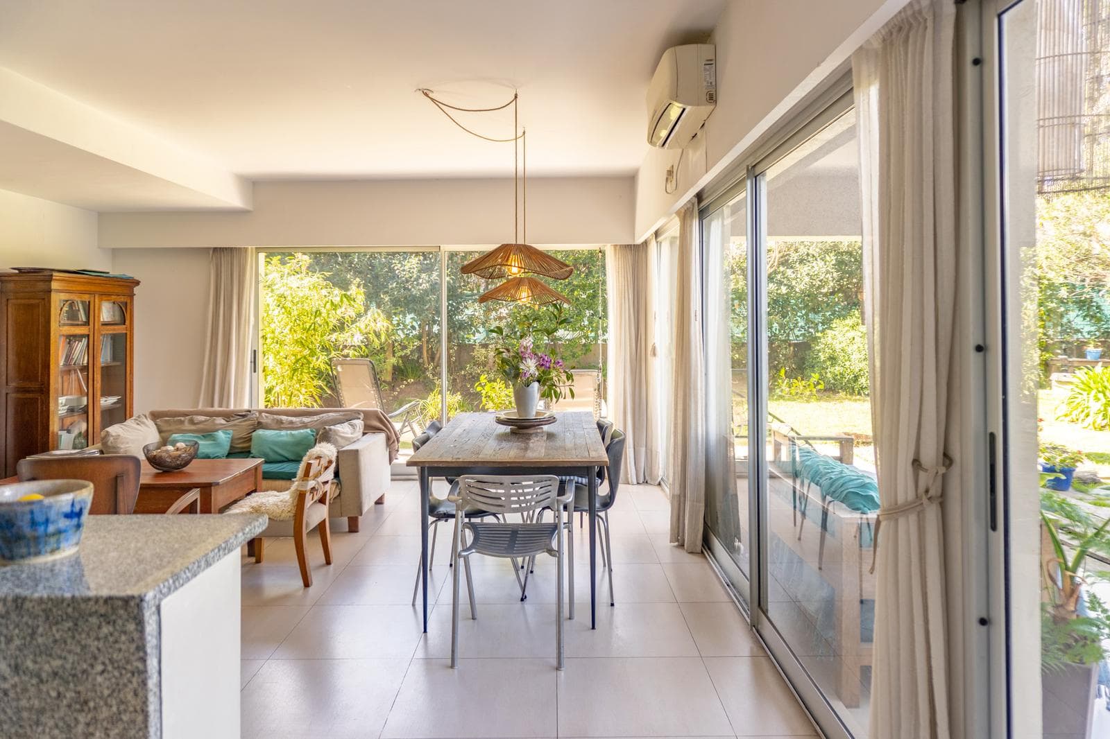 DUPLEX APARTMENT FOR SALE IN BECCAR CENTRAL, SAN ISIDRO