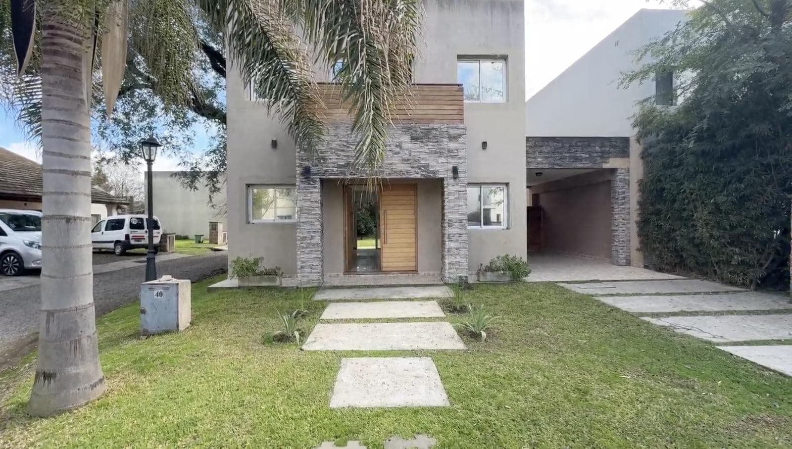 Casa en Venta - La Merecida, Pilar - 4 amb - Apto Credito