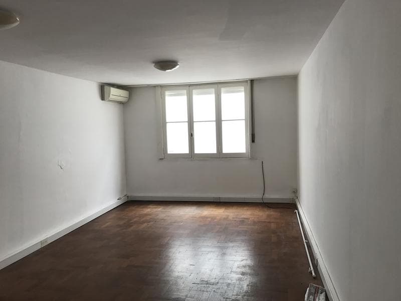 Office space for rent in the heart of San Isidro, half a block from the flagpole