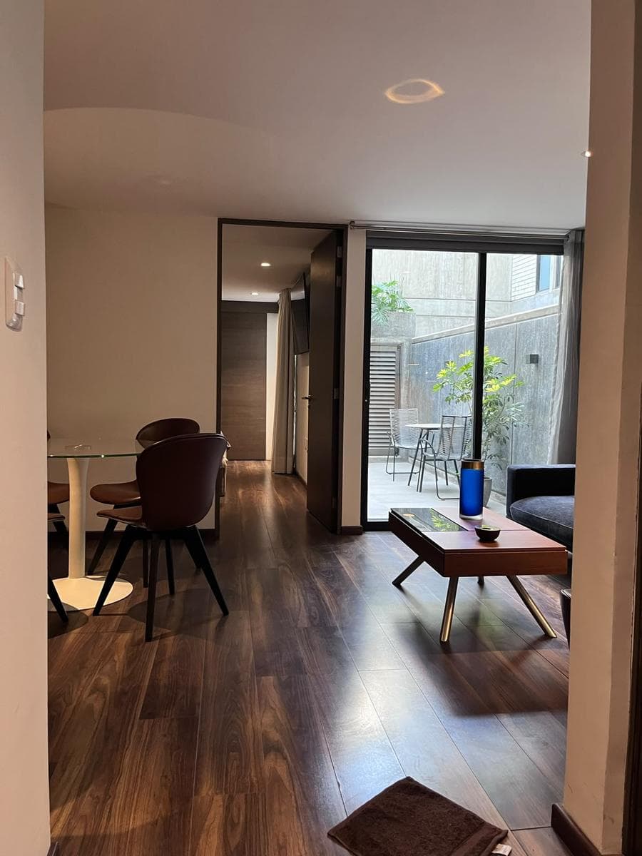 Apartment for Rent with a Terrace in Nápoles, Benito Juárez