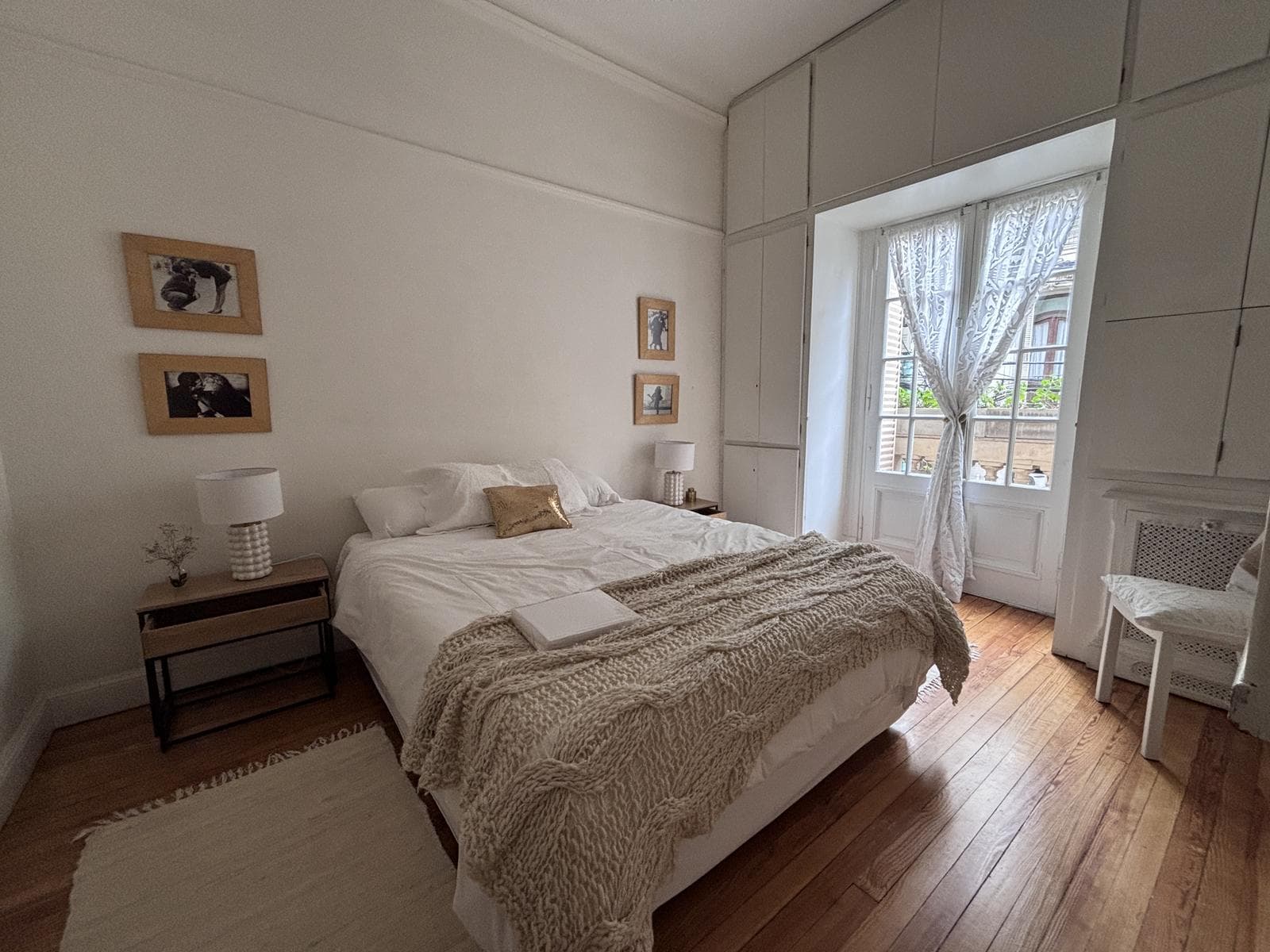 Furnished 2-Bedroom Apartment Plus Staff Quarters for Rent in Balvanera