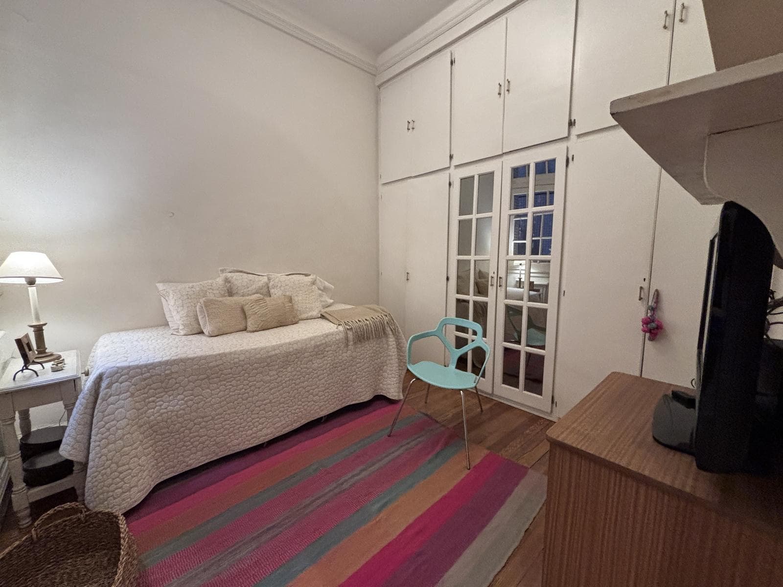 Furnished 2-Bedroom Apartment Plus Staff Quarters for Rent in Balvanera