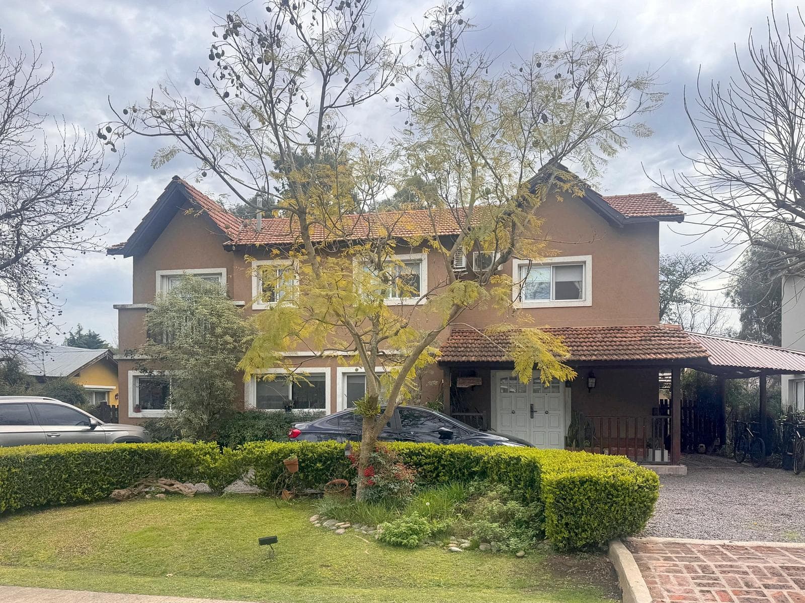 Casa en Venta 4 dormitorios Dep Pileta Bo La Tranquera Pilar km 48