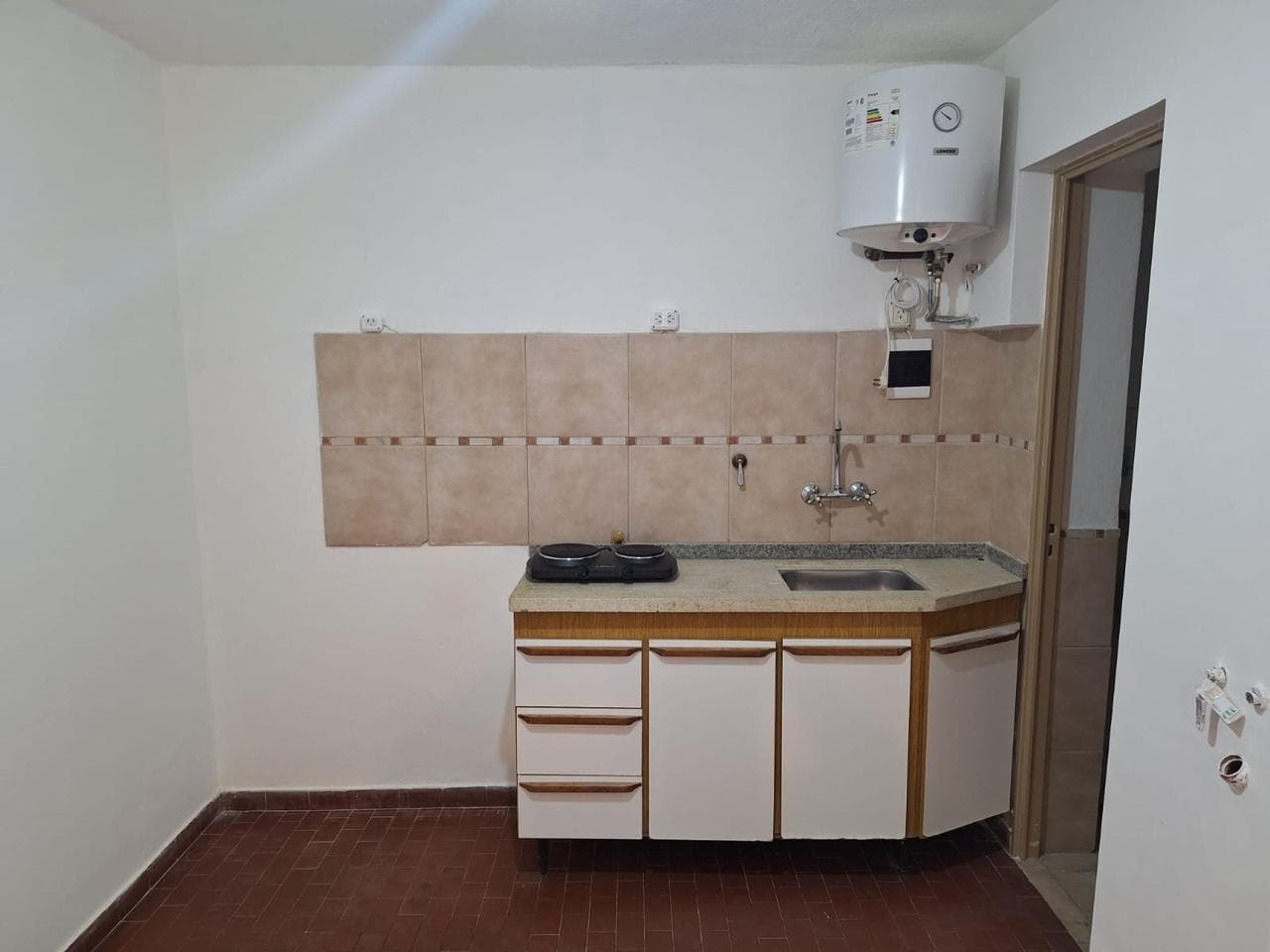 Studio apartment for rent just a few meters from San Juan Boulevard