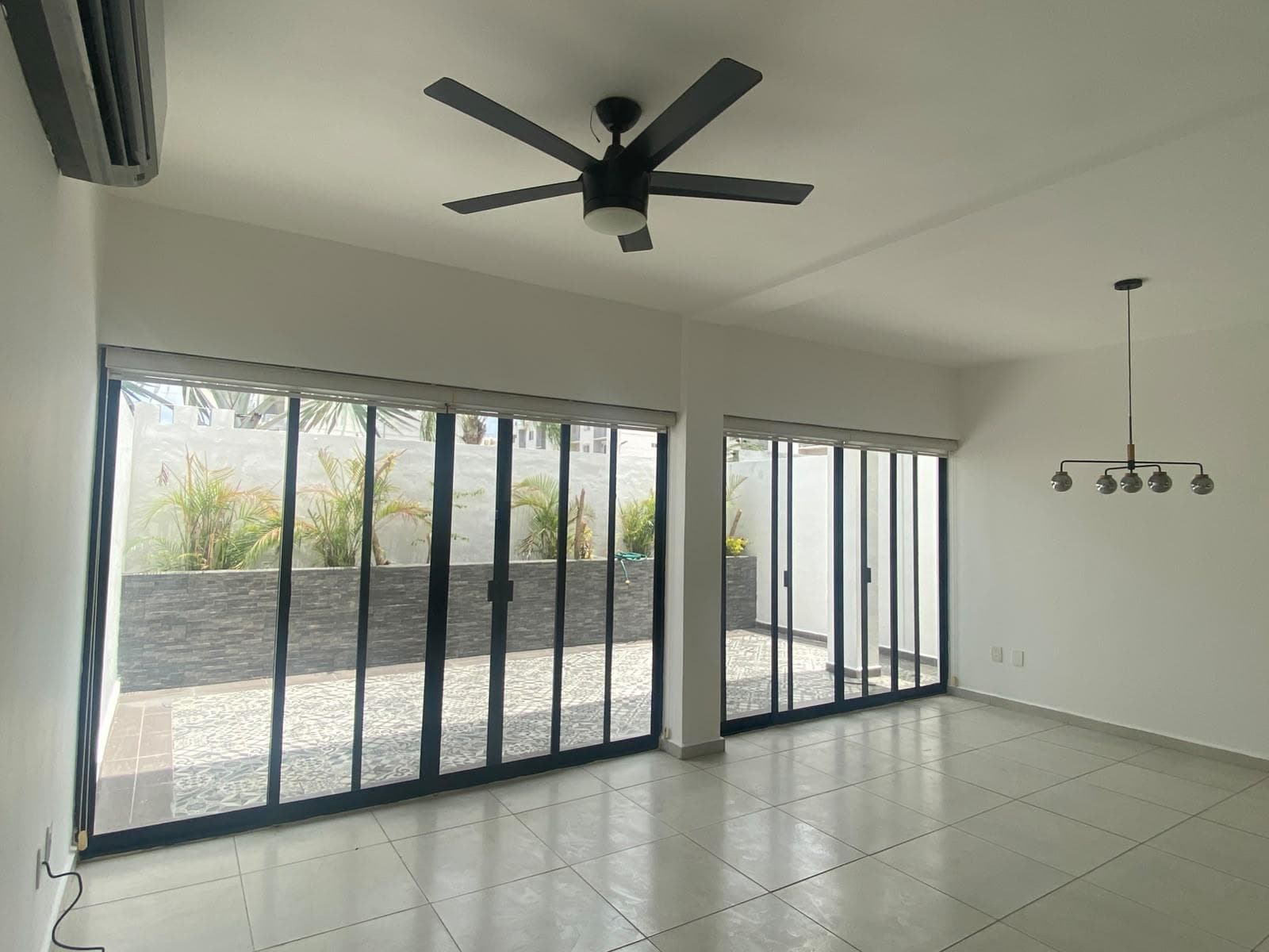 Casa en Renta, 3 Recámaras, , Maderos Residencial , Cancún.