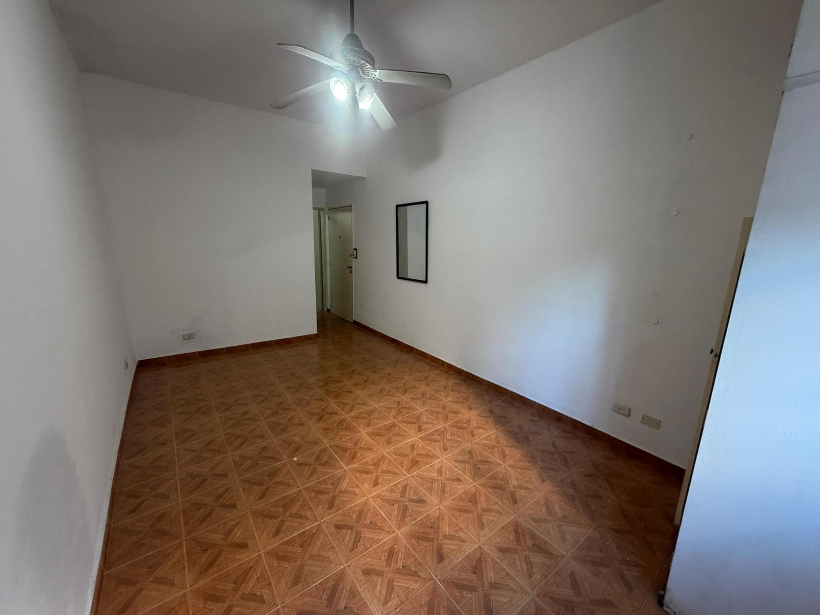 373 San Pedrito Ave.: 1-bedroom ground-floor apartment for rent
