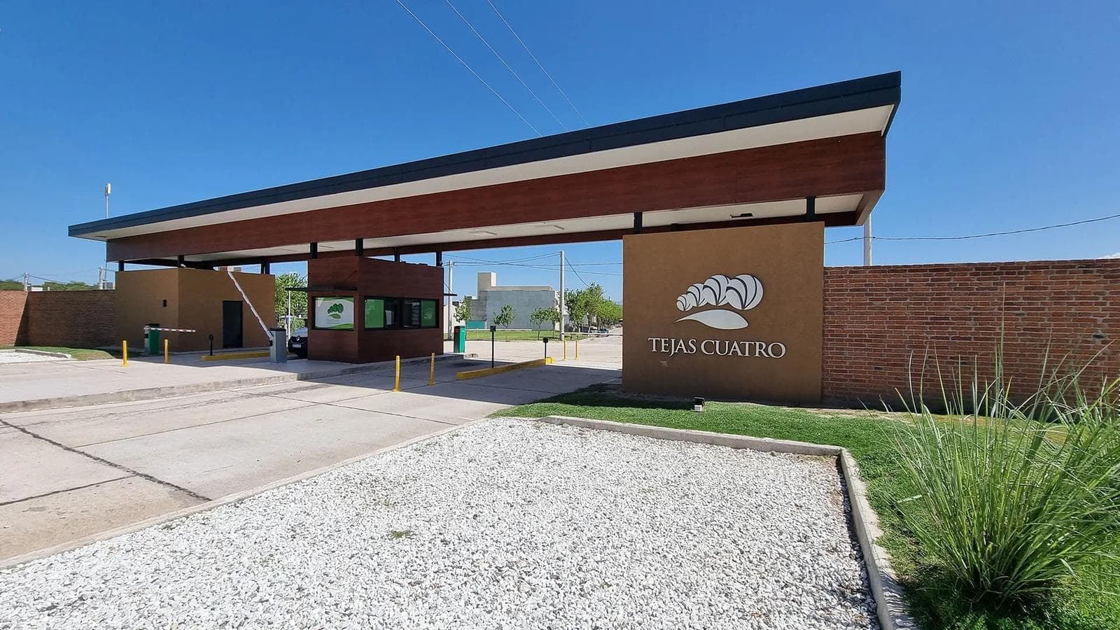 Land in Tejas Cuatro Malagueño, surrounded by nature and close to everything.