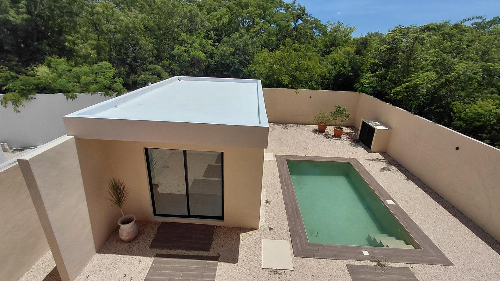 HOUSE FOR SALE IN MÉRIDA, KIKTEIL, BLANCA RESIDENCIAL, 4 BEDROOMS