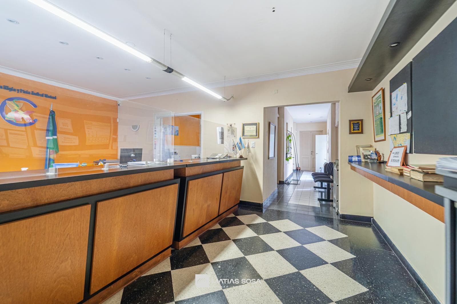 For Sale - Commercial Space / Offices - Chauvín Area