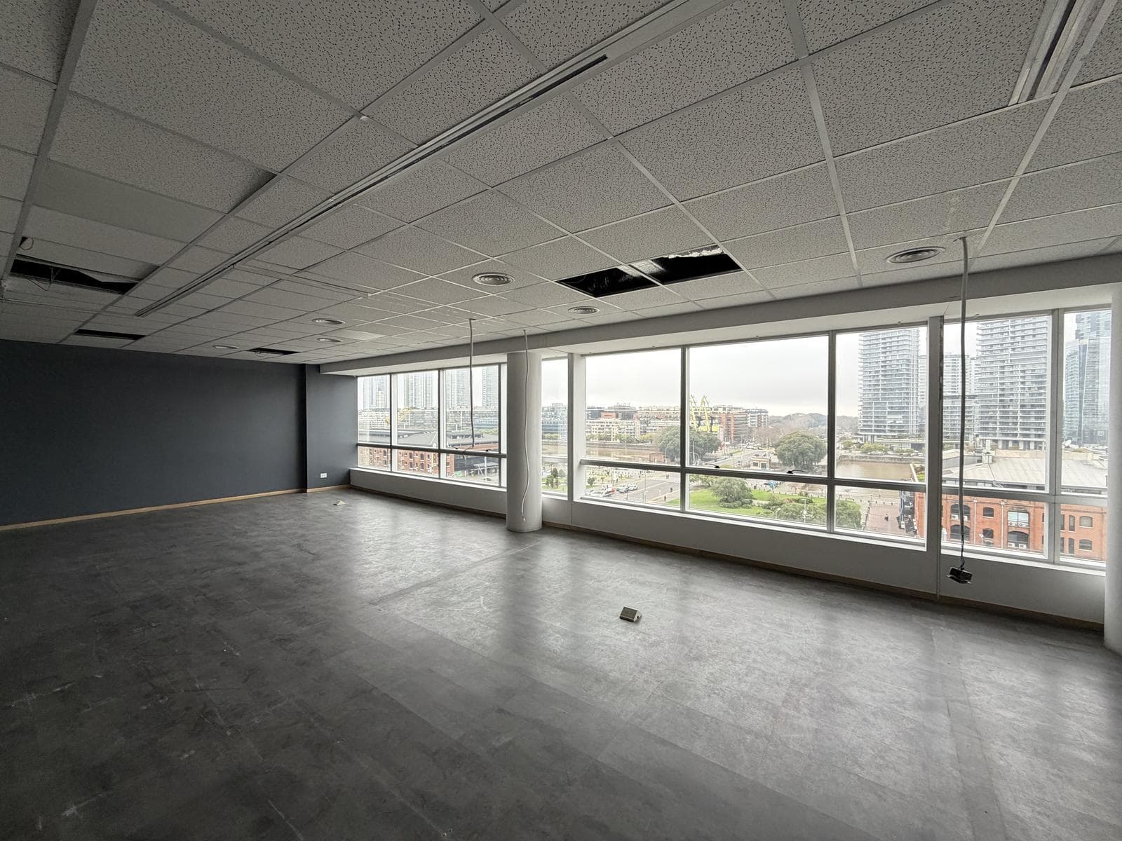 Office for Rent in Puerto Madero - Open Floor Plan - Huergo 900