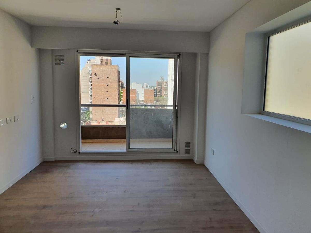 Studio Apartment for Sale: Balcony Category, Amenities. Martin