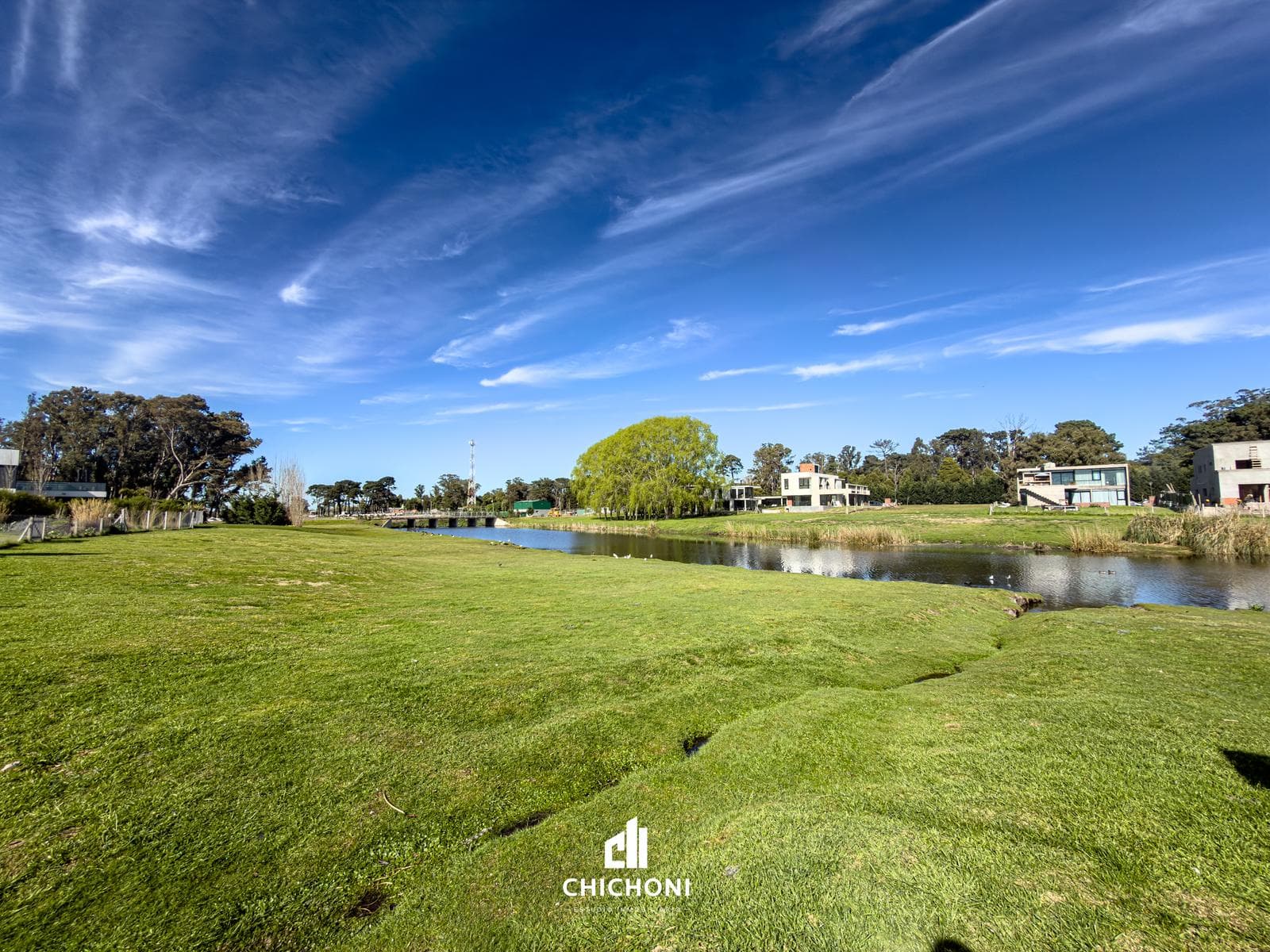 For Sale - Lot 247 with a Lake View - Rumencó Joven Gated Community
