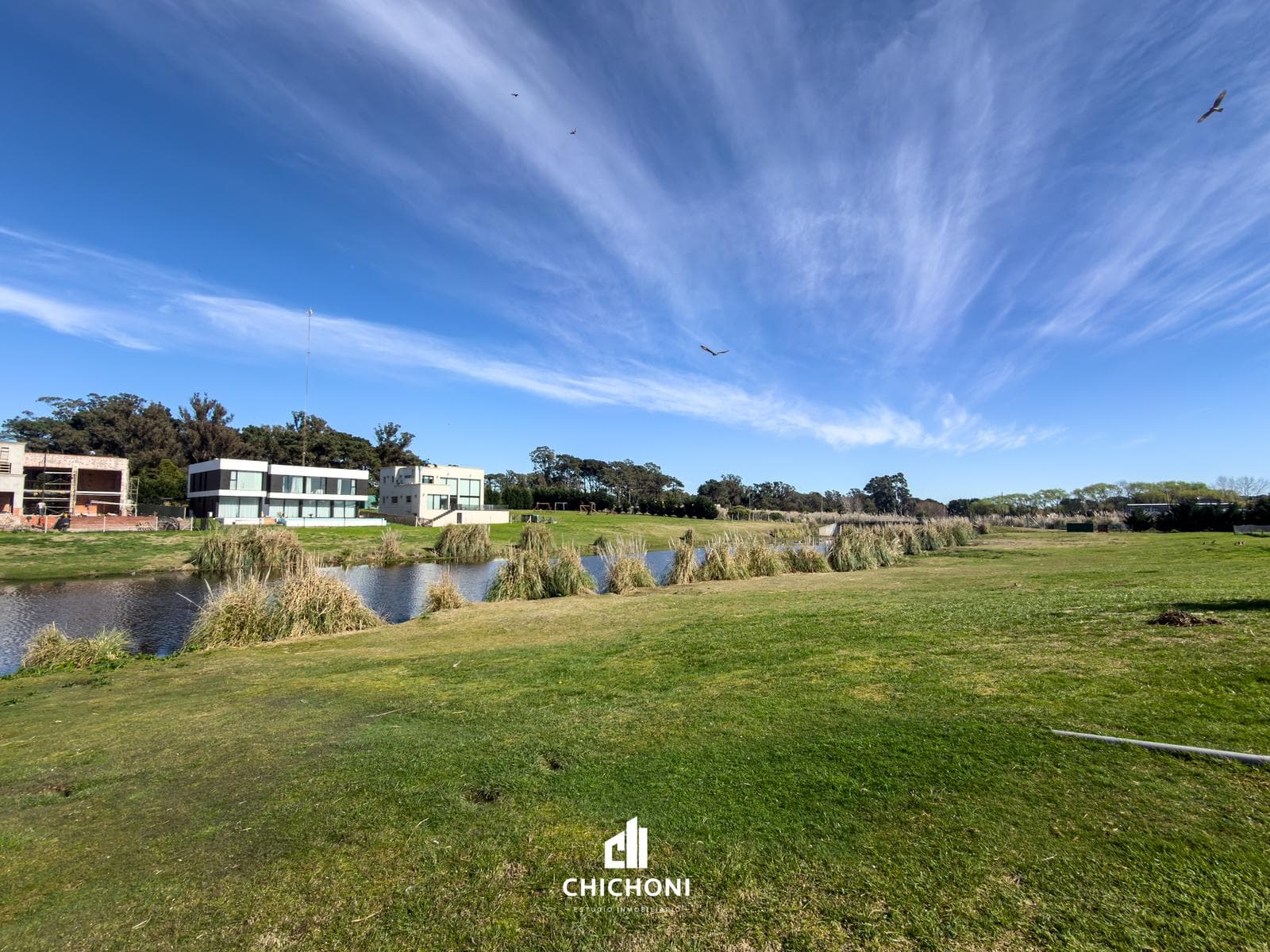 For Sale - Lot 247 with a Lake View - Rumencó Joven Gated Community