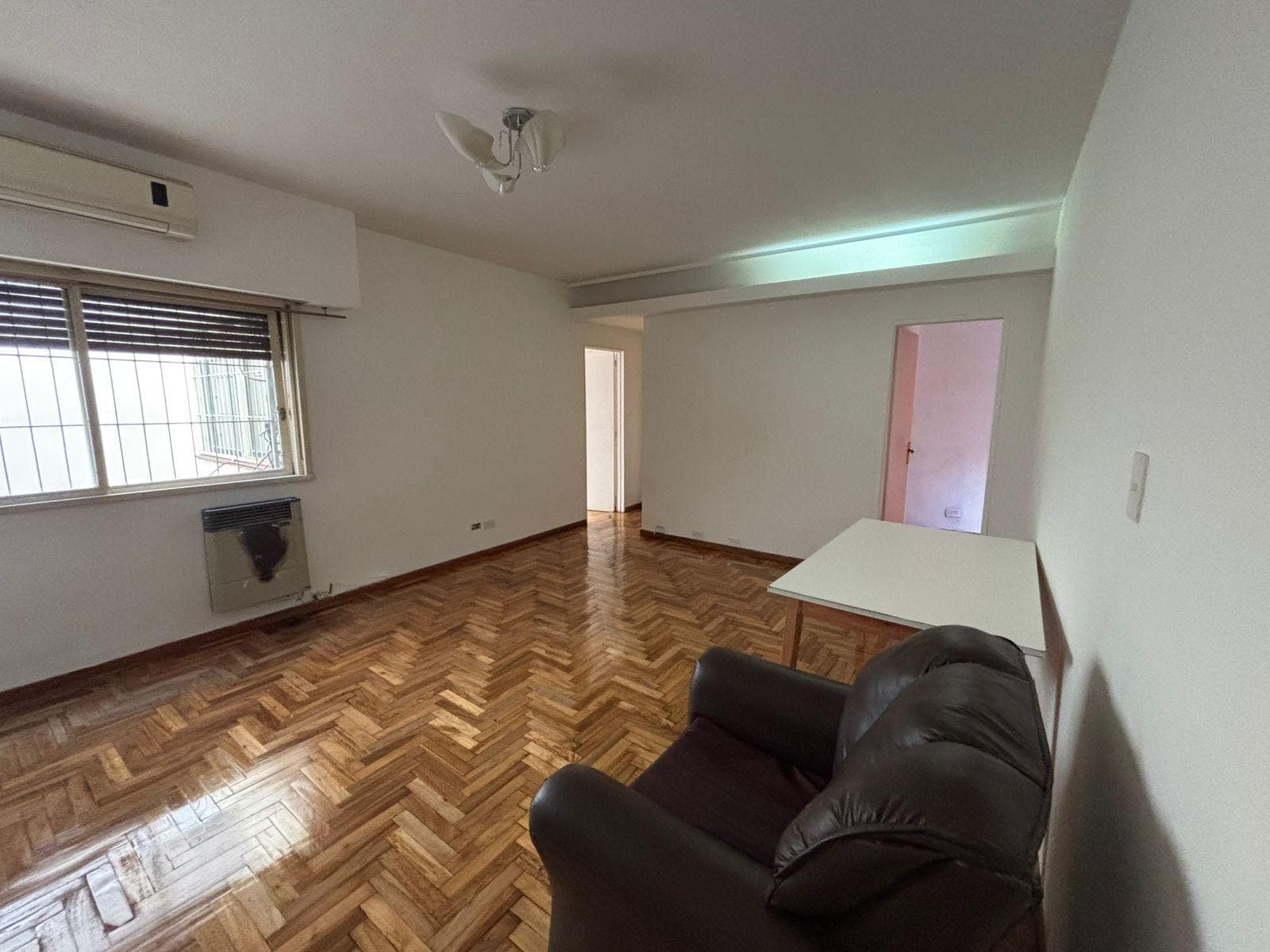 Bright and quiet 3-room apartment in Almagro