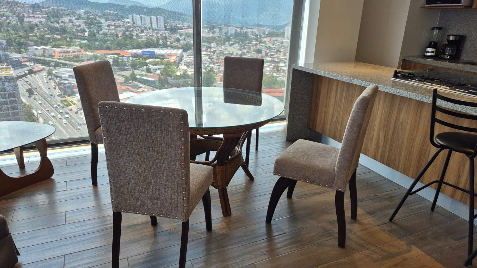 APARTMENT FOR RENT IN UP STA FE. MEXICO-TOLUCA HIGHWAY