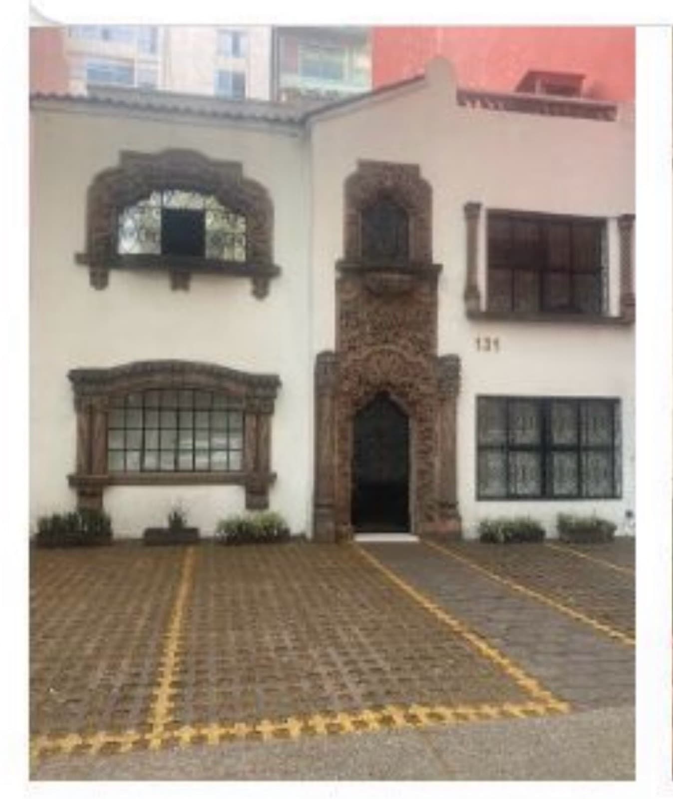 HOUSE WITH LAND USE PERMITS IN POLANCO