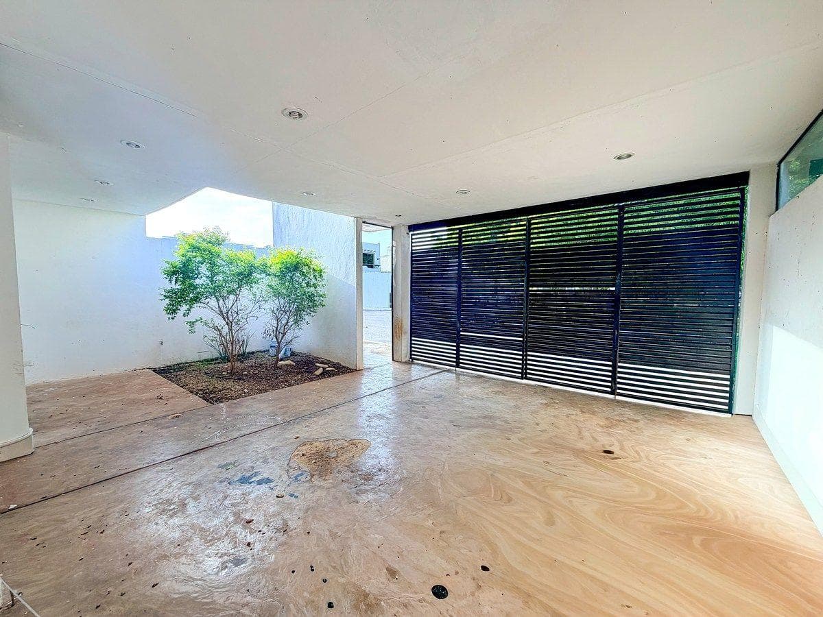 4-Bedroom House in Gran Santa Fe, Mérida