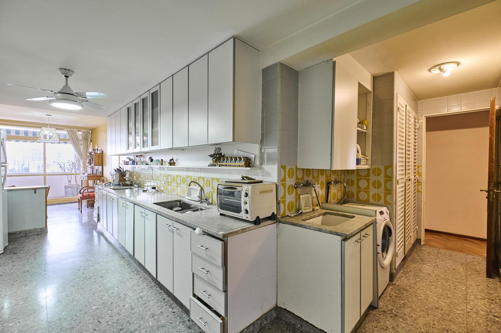 3-Bedroom Apartment for Sale, 6 Rooms, Maid's Quarters, and Panoramic View in Belgrano