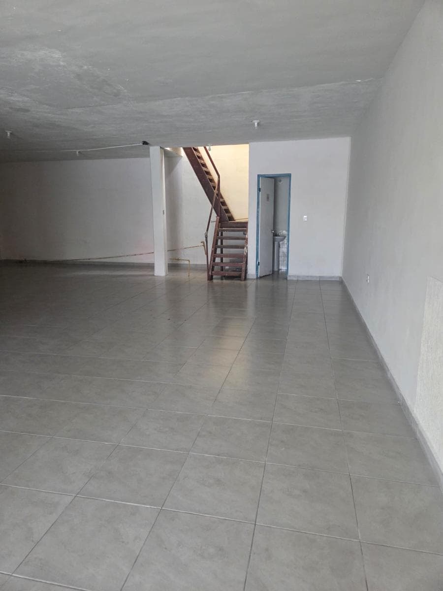 COMMERCIAL SPACE FOR RENT AT PLAZA SAN JERONIMO