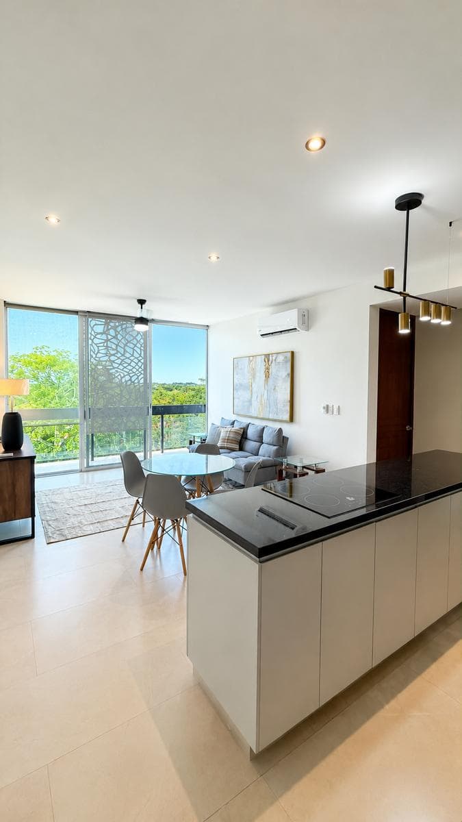 | Penthouse de 2 recámaras, amueblado en renta en Temozón norte |