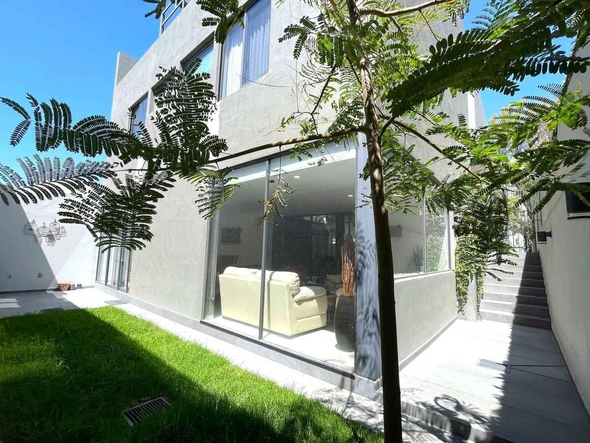 HOUSE FOR SALE IN EL BAJIO HABITAT, SAN JUAN DE OCOTAN
