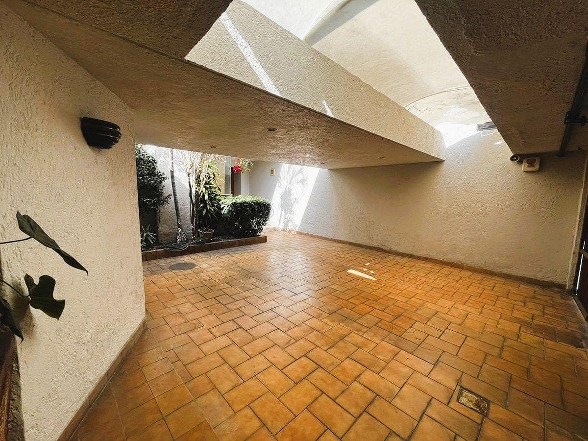 HOUSE FOR SALE IN PROVIDENCIA, GUADALAJARA
