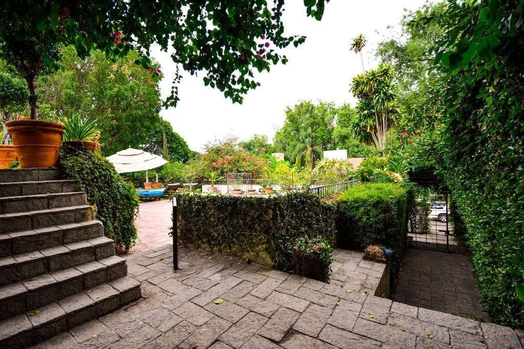 HOUSE FOR SALE AND RENT IN LAS CAÑADAS, ZAPOPÁN, JALISCO