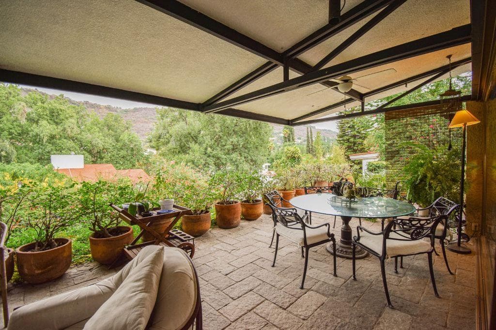 HOUSE FOR SALE AND RENT IN LAS CAÑADAS, ZAPOPÁN, JALISCO