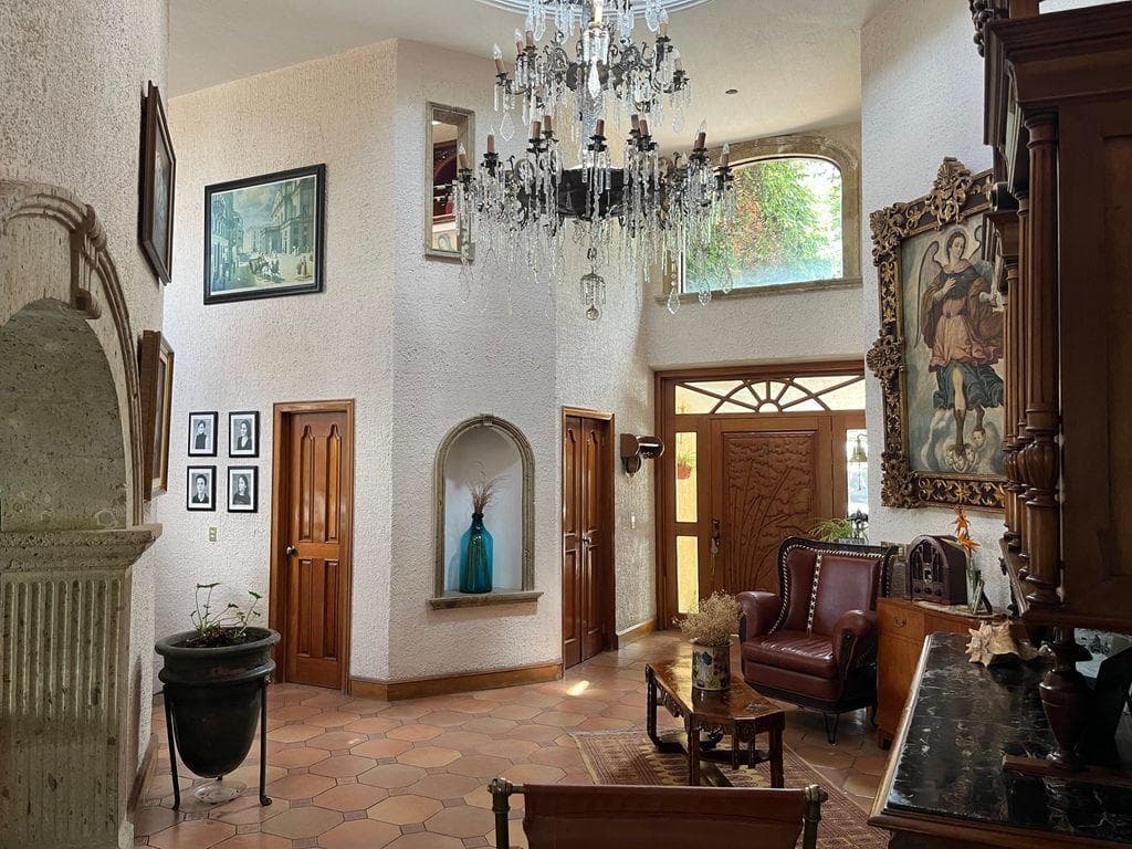 HOUSE FOR SALE, SANTA ANITA IN CAMPO DE GLOF, TLAJOMULCO DE ZUÑIGA