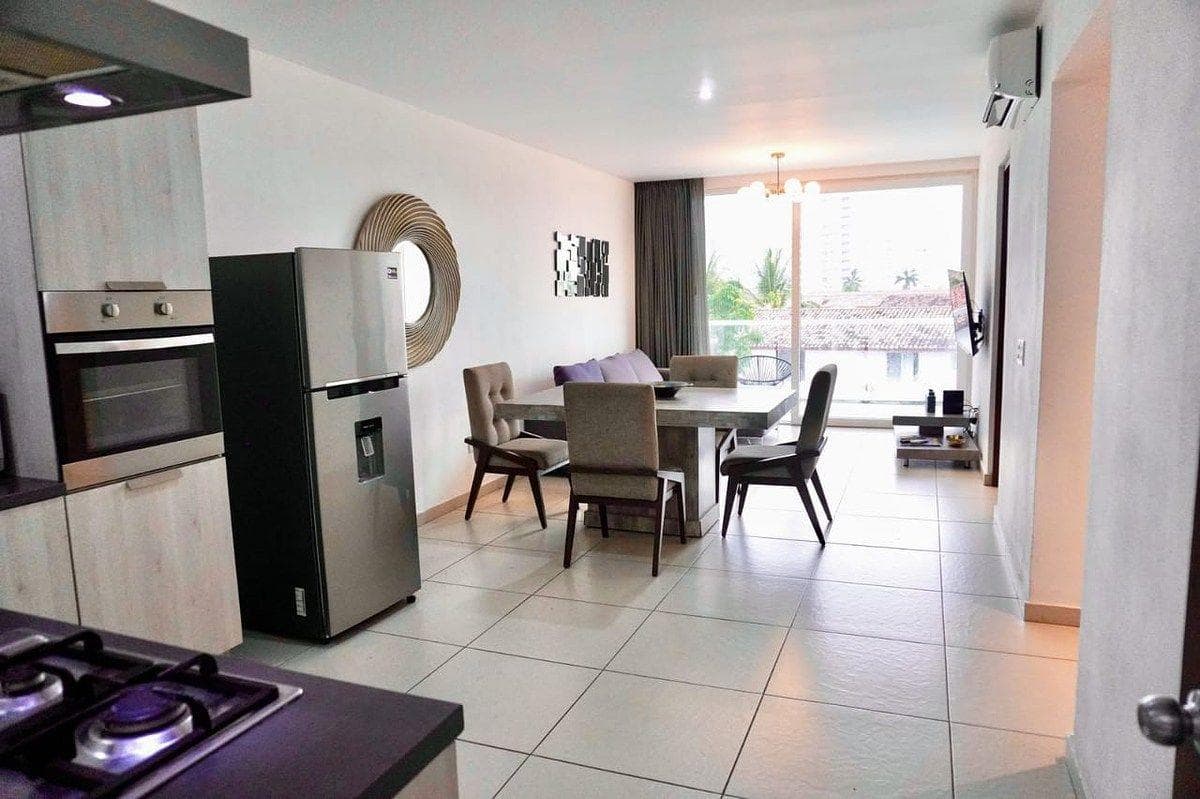 APARTMENT FOR SALE IN PUERTO VALLARTA, VIVERO CONDOMINIUM