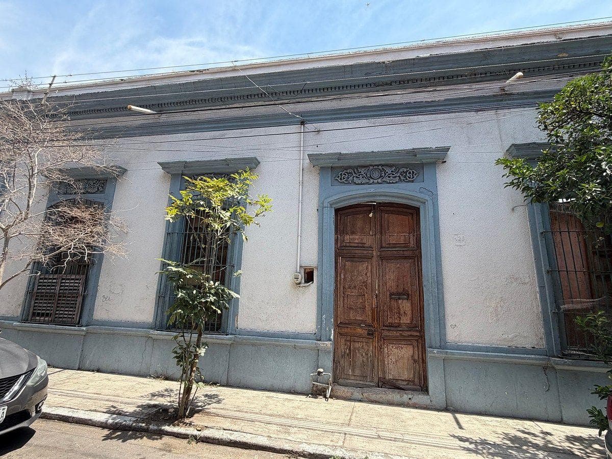 HOUSE FOR SALE IN THE HISTORIC CENTER OF GUADALAJARA