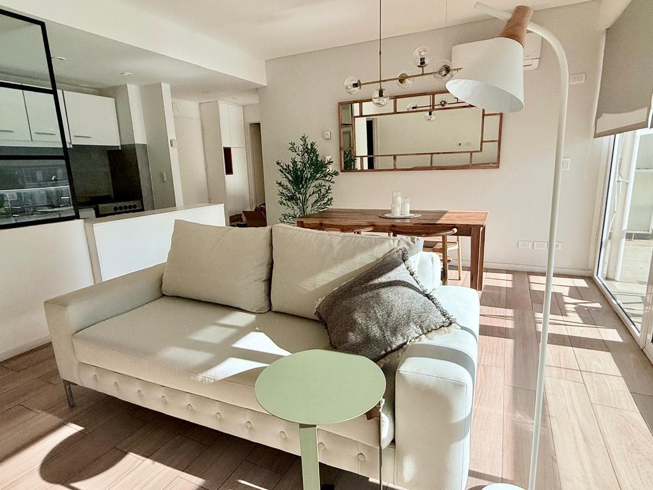 3-Room Apartment for Short-Term Rent in Recoleta