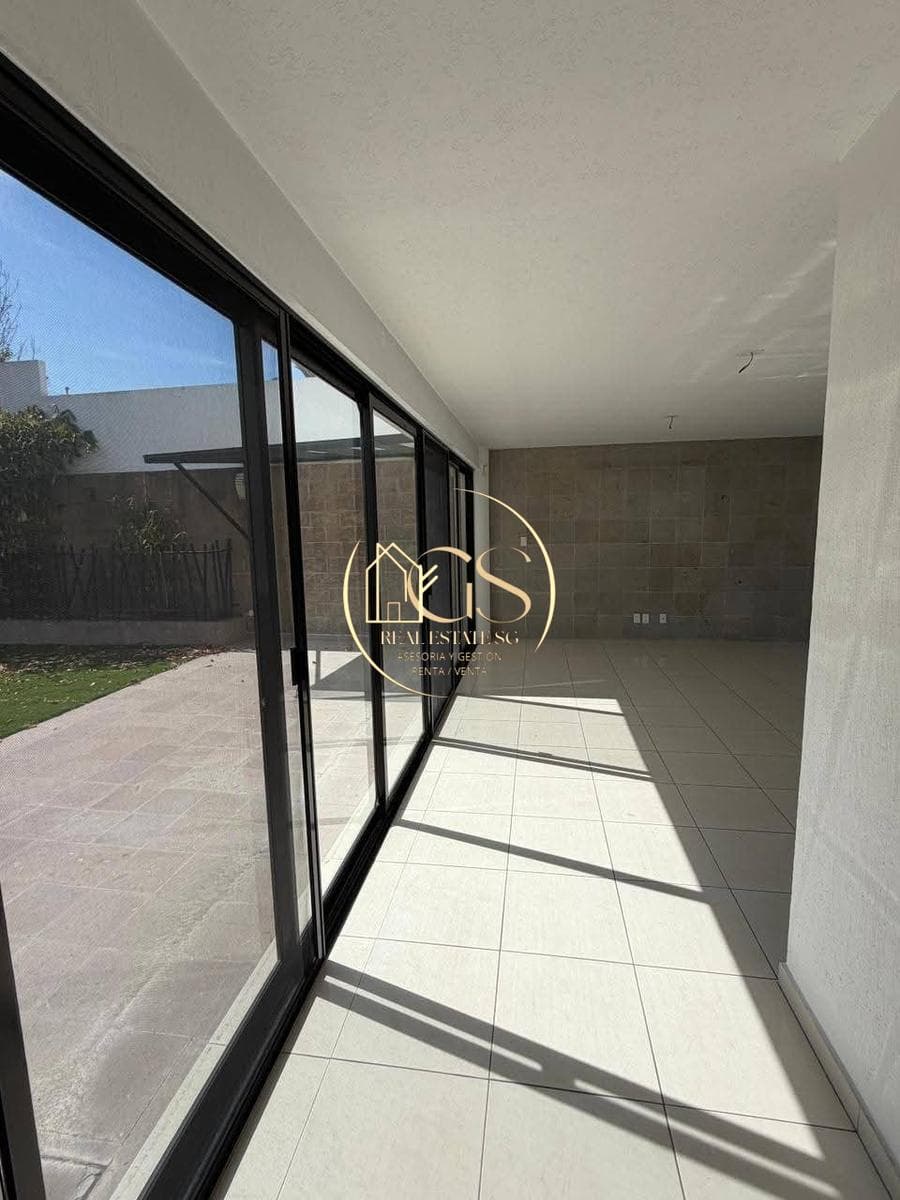 HOUSE FOR RENT IN KIIN RESIDENCIAL CELAYA