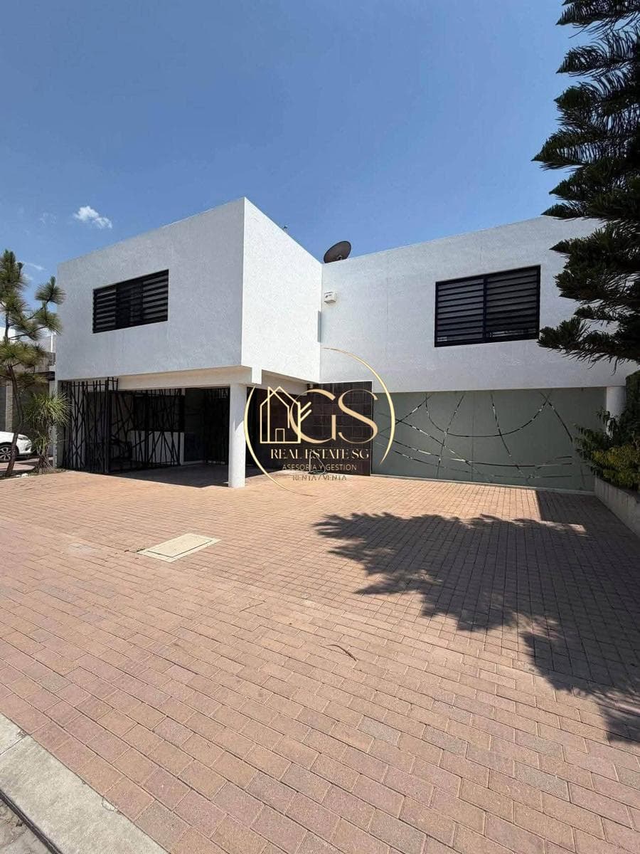 HOUSE FOR RENT IN KIIN RESIDENCIAL CELAYA