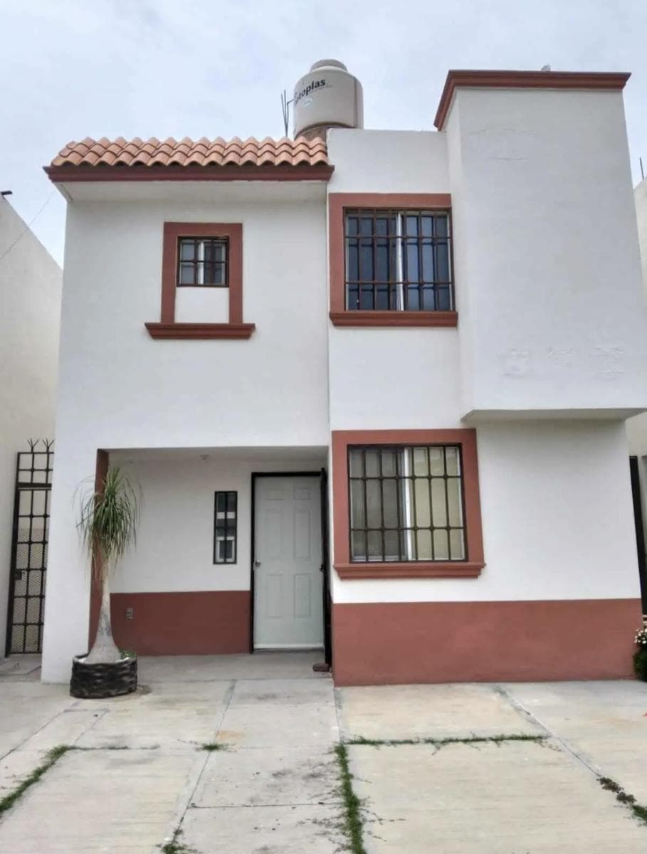 FURNISHED HOUSE FOR RENT IN GRAN HACIENDA, CELAYA