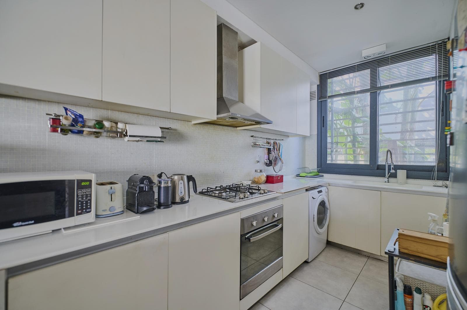 PH, 4-ROOM HOUSE FOR SALE IN OLIVOS, WITH GARDEN, POOL, GRILL, AND 2 PARKING SPACES