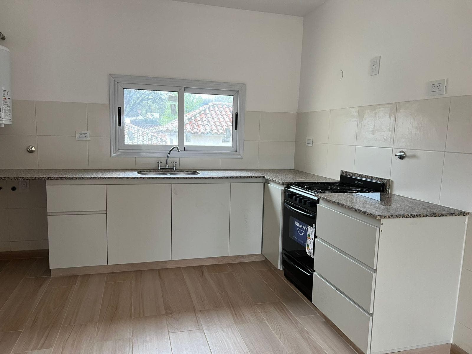 2-Bedroom Apartment - Natural Gas - BRAND-NEW
