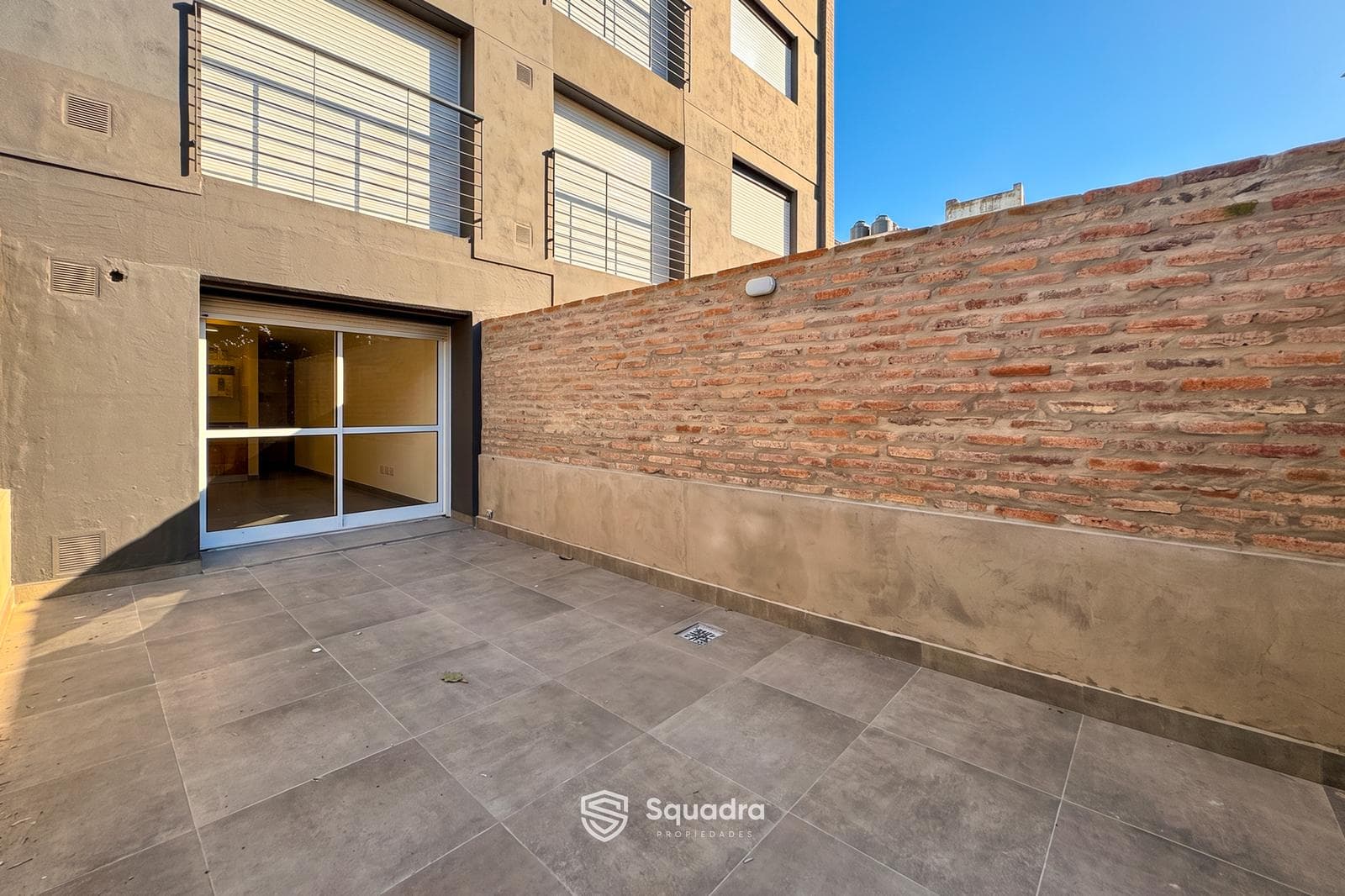 FOR SALE | FINANCING AVAILABLE - Brand-new studio apartment with a patio - Rep. de la Sexta neighborhood, Rosario.