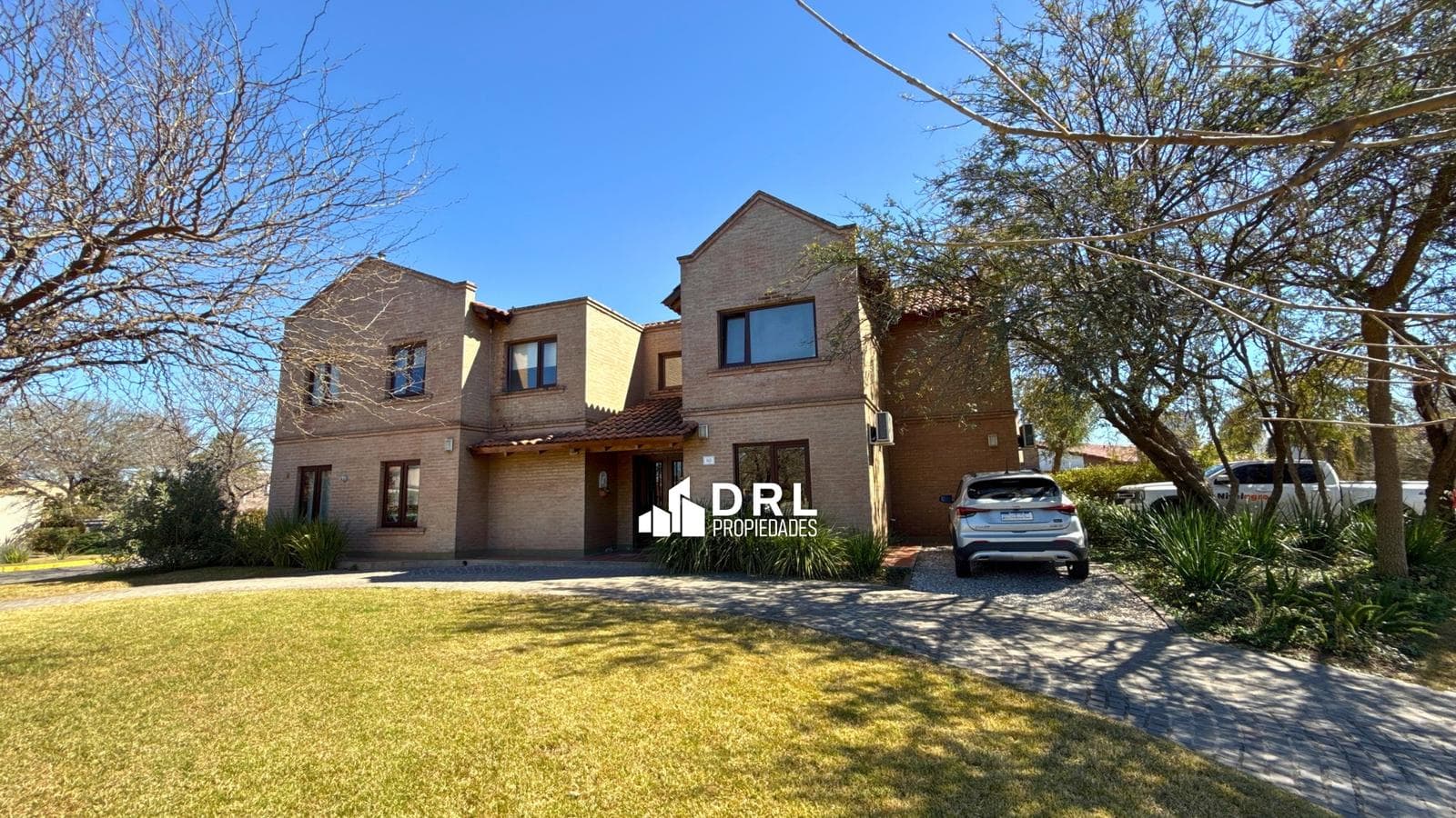 Las Cigarras, Valle Escondido. Casa en venta