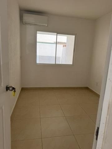 Unfurnished House for Rent in Jardines Del Sur 4, Flamboyan Model, Av. 135