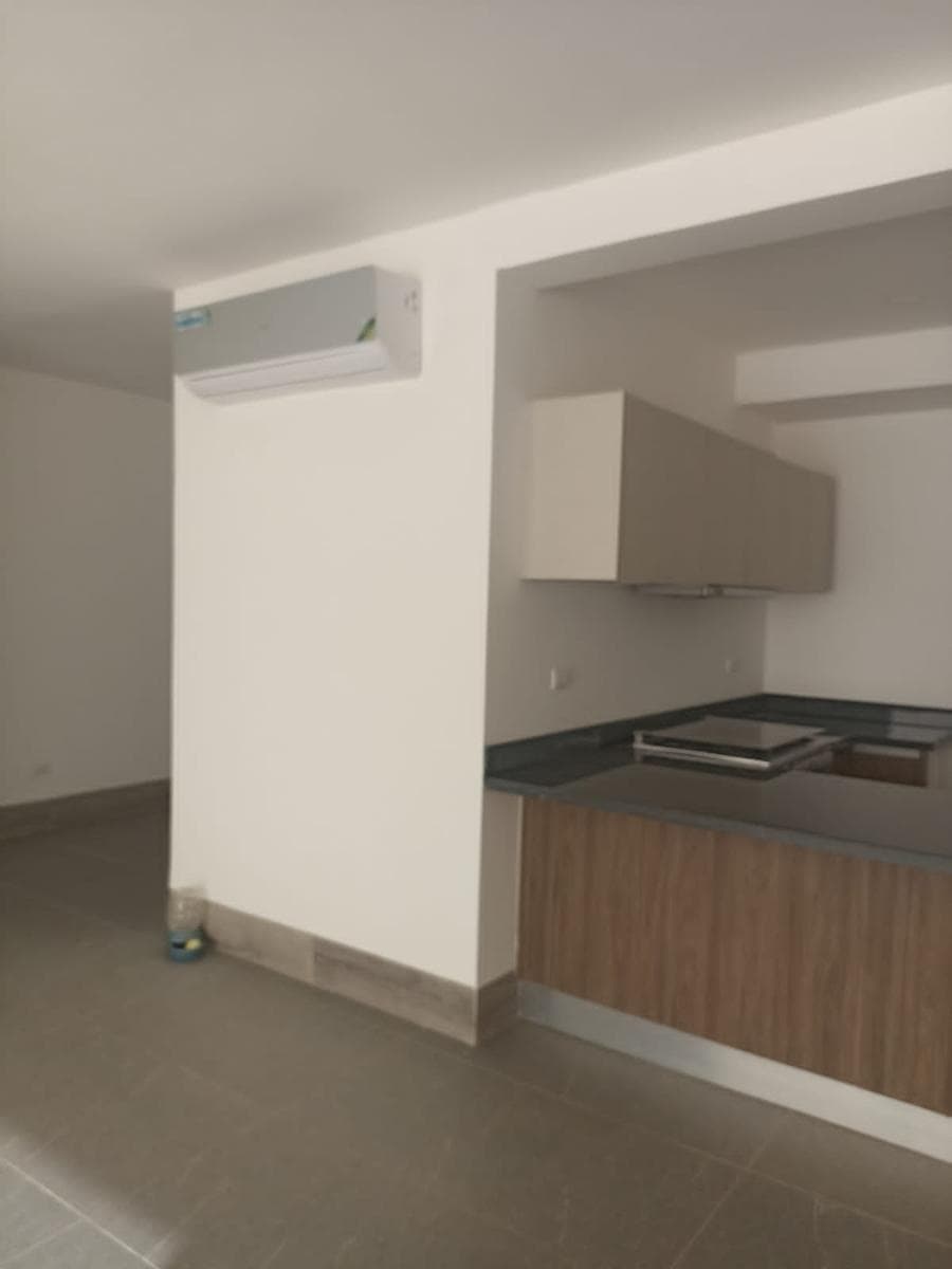 APARTMENT FOR RENT IN ALTURA CUMBRES, AT THE CORNER OF AV. HUAYACAN AND AV. COLOSIO, CANCUN