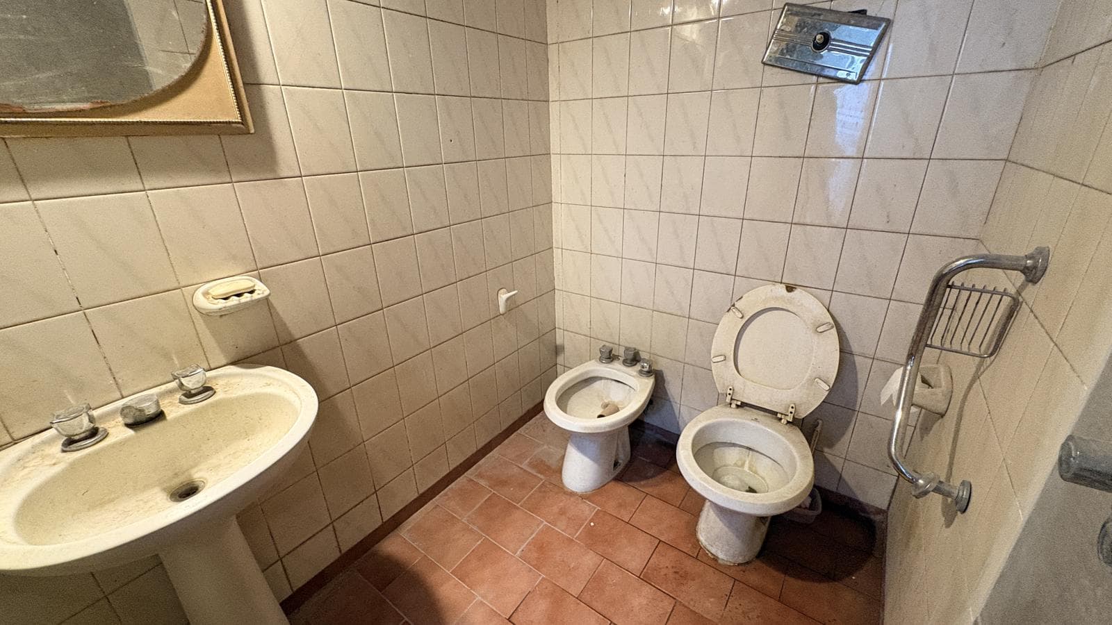 House with Landscaped Garden and Corner Shed Suitable for Commercial Use. Zone 1, Funes