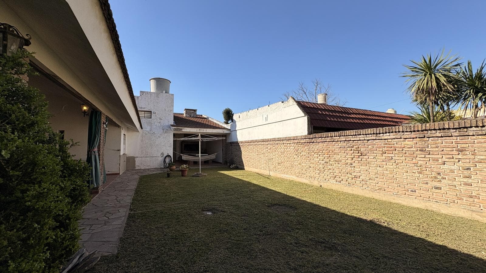 House with Landscaped Garden and Corner Shed Suitable for Commercial Use. Zone 1, Funes