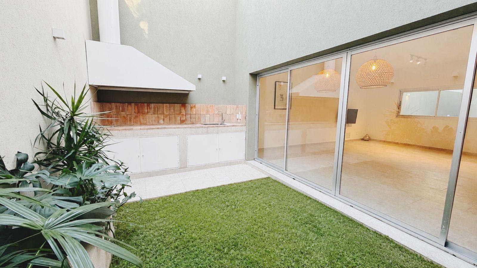 House with a terrace and pool